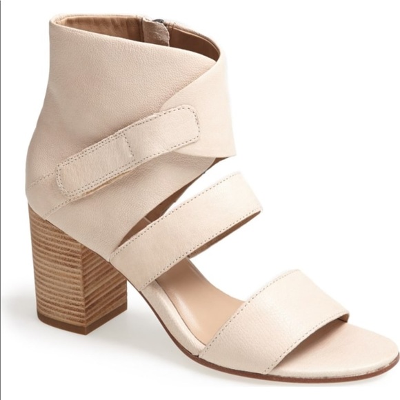 Eileen Fisher Shoes - Eileen fisher $250 tier bootie sandal 6 nude